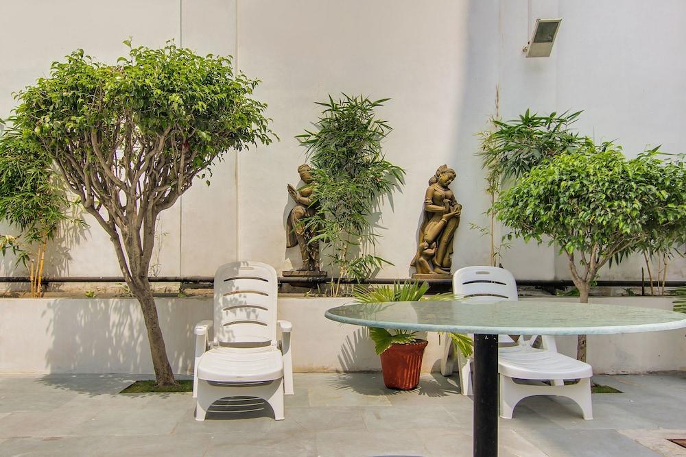 Hotel Vibe By The Lalit Traveller Faridabad Exterior foto