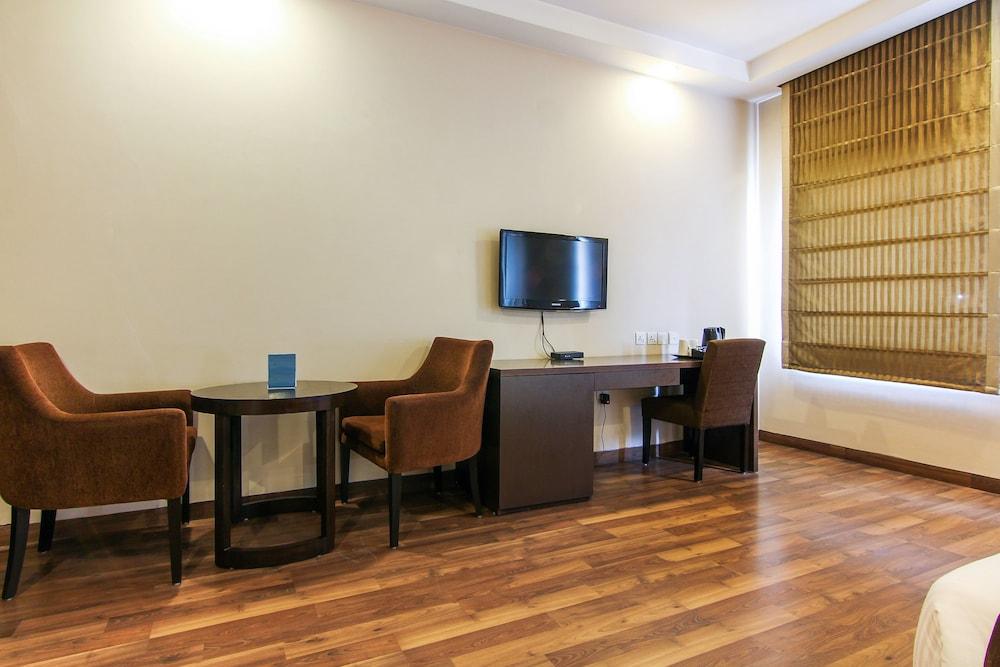 Hotel Vibe By The Lalit Traveller Faridabad Exterior foto