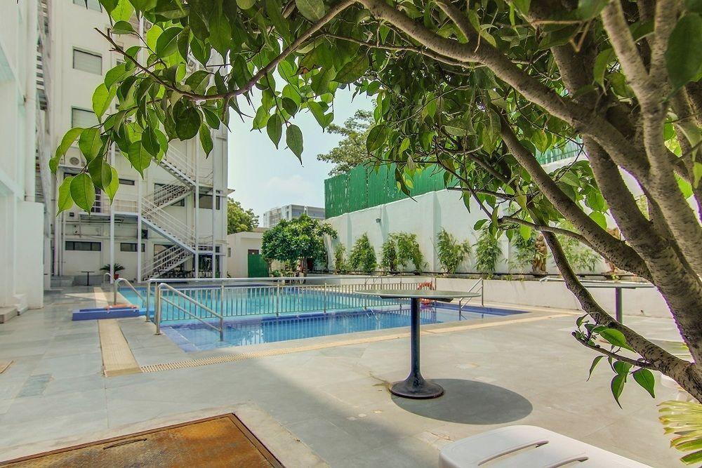 Hotel Vibe By The Lalit Traveller Faridabad Exterior foto