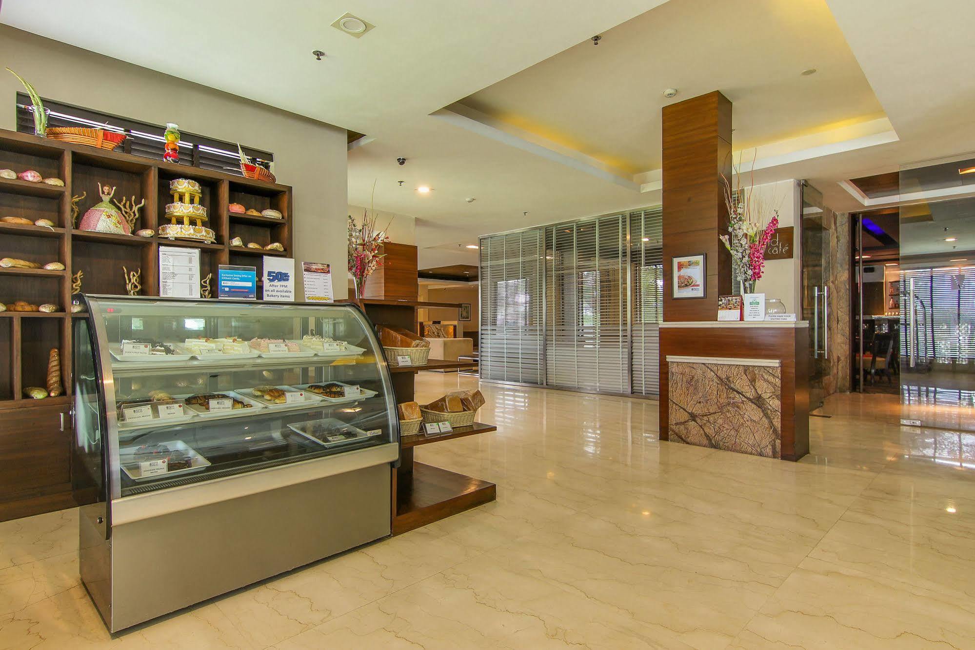 Hotel Vibe By The Lalit Traveller Faridabad Exterior foto