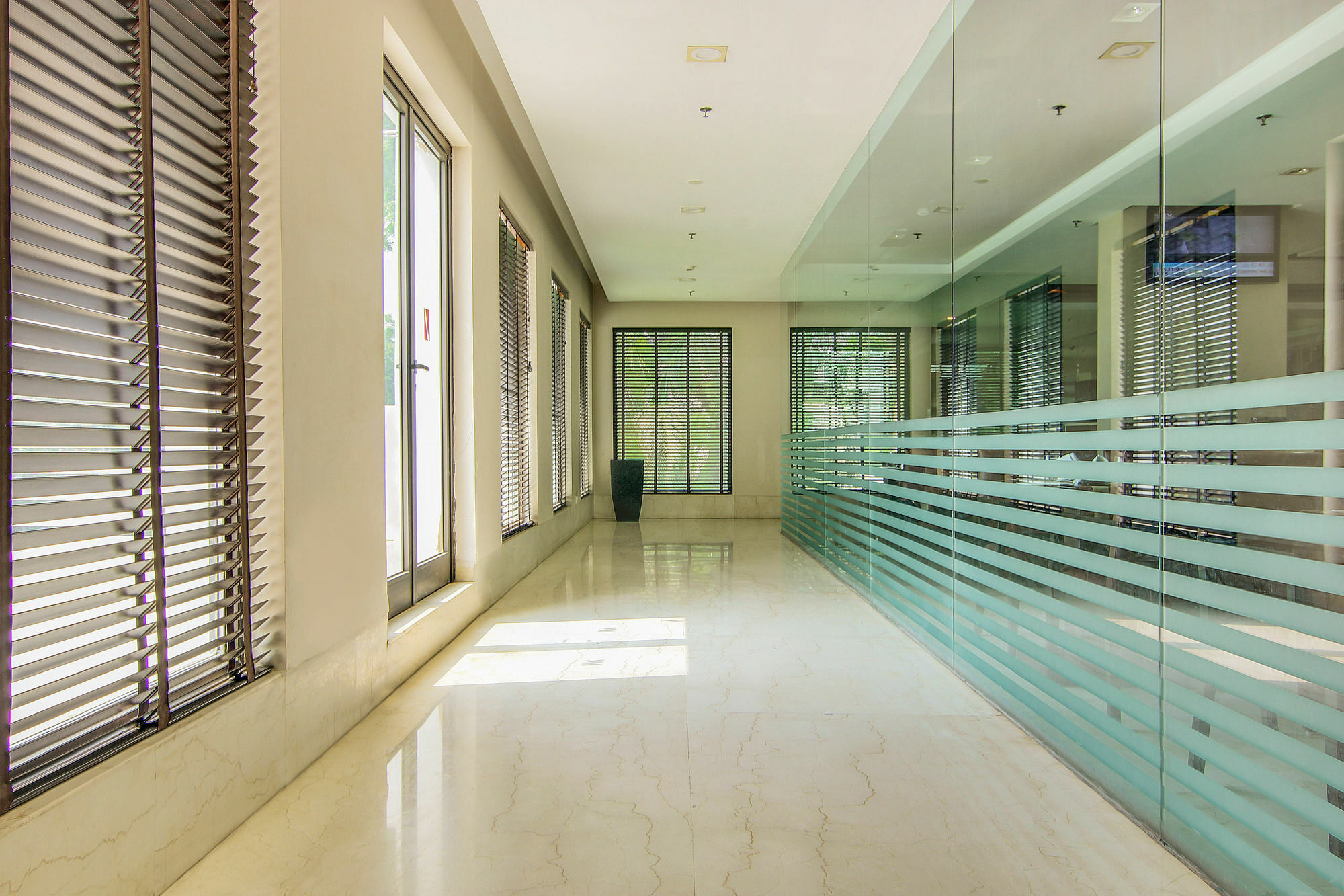 Hotel Vibe By The Lalit Traveller Faridabad Exterior foto
